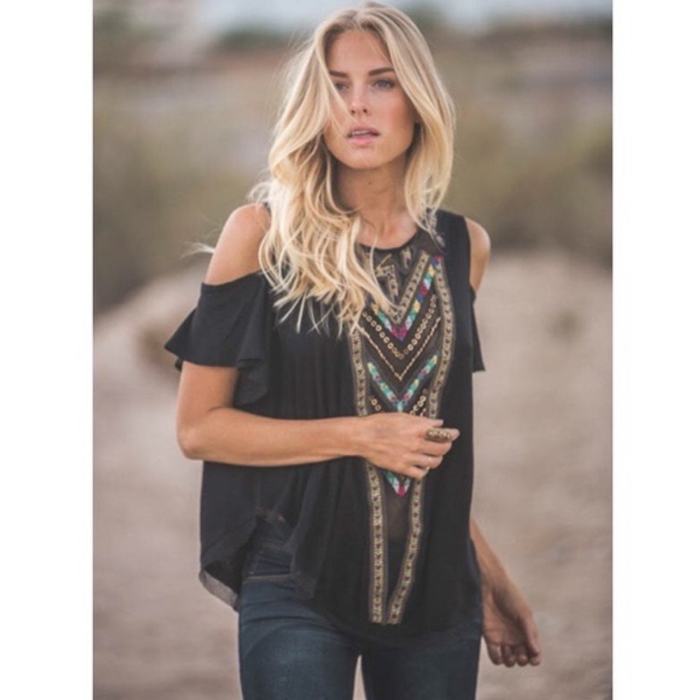 Free People • Black Embellished Gypsy Spell Cut Out Shoulder Short Sleeve